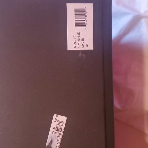 *SOLD* Yeezy desert boots in Cinder size 40 - Picture 7 of 9